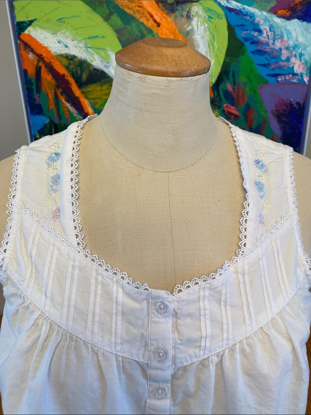 Jasmine Rose white cotton nightgown with embroidered straps and lace accents. S🤍